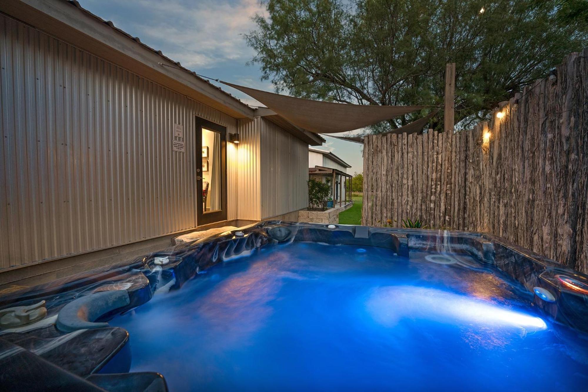 Claret House Full Kitchen And Private Hot Tub Βίλα Φρέντερικσμπεργκ Εξωτερικό φωτογραφία