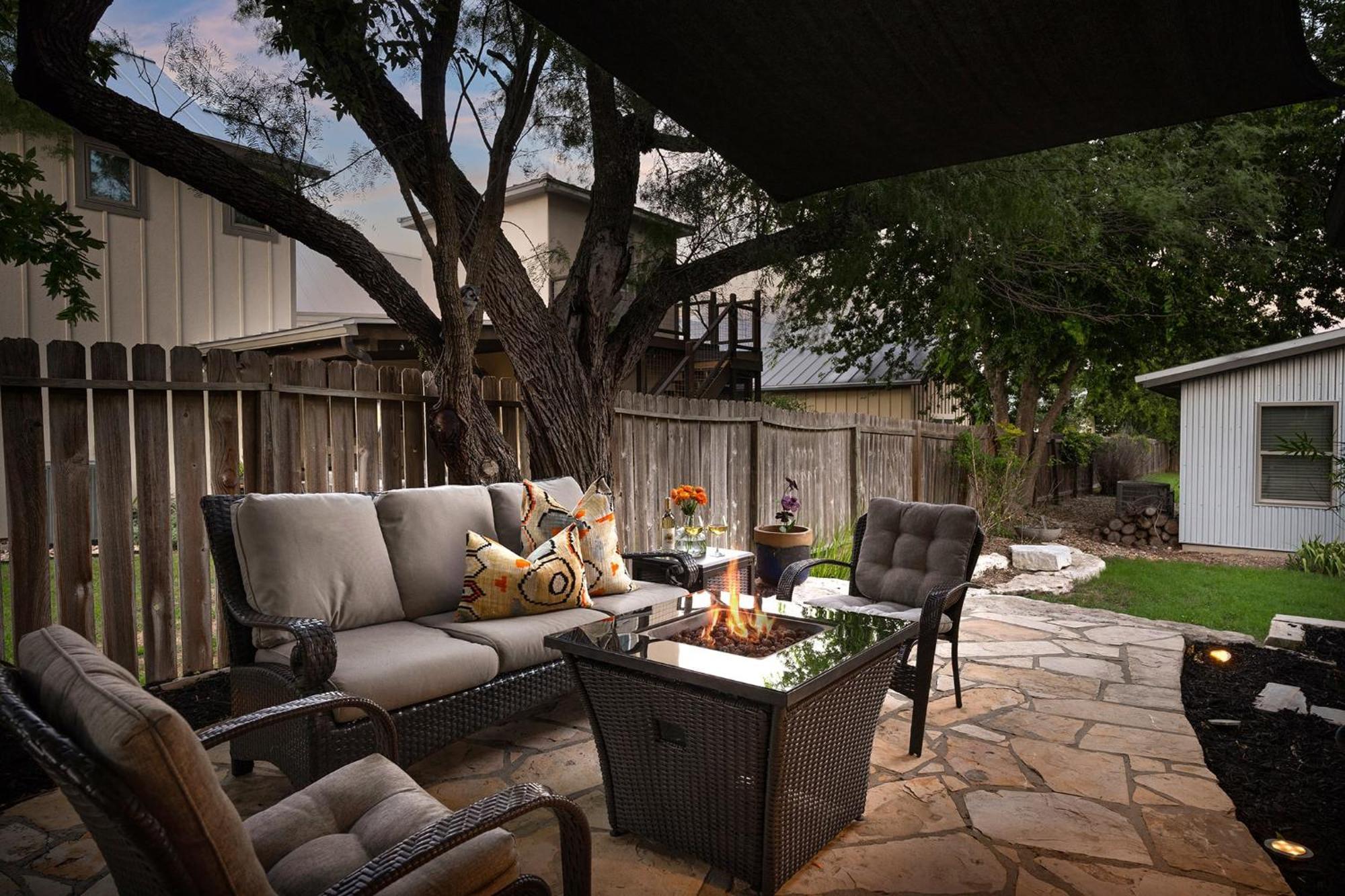 Claret House Full Kitchen And Private Hot Tub Βίλα Φρέντερικσμπεργκ Εξωτερικό φωτογραφία
